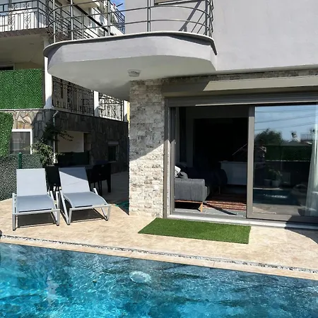 Ruezgar With Private Pool Generation Kusadası