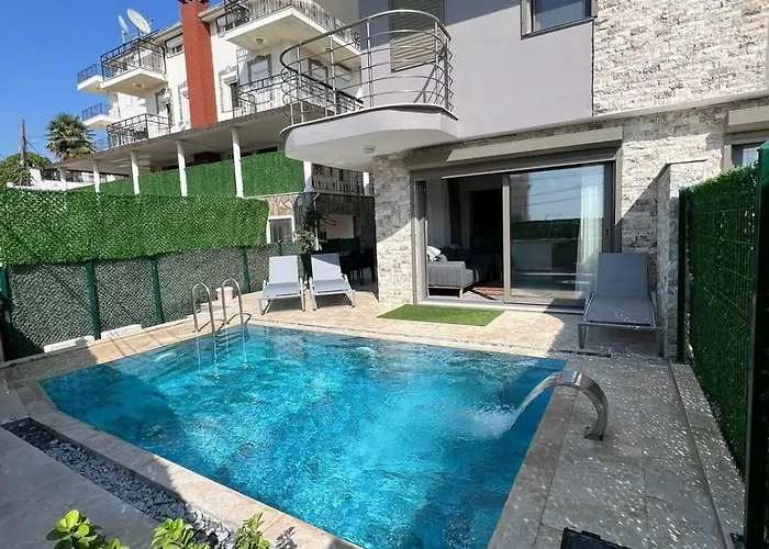 Βίλα Ruezgar With Private Pool Generation Κουσάντασι