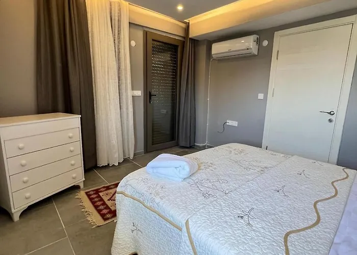 Villa Ruezgar With Private Pool Generation