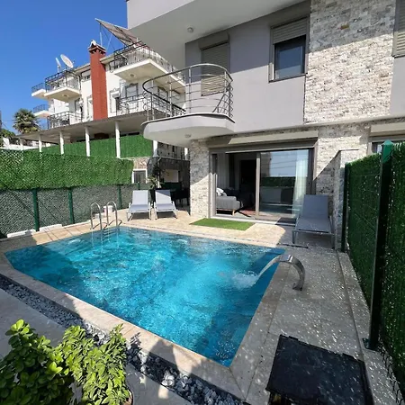 Ruezgar With Private Pool Generation 빌라